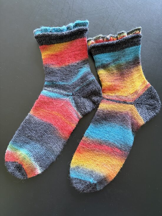 Brīnumklekšu zeķes 39-40 izm.